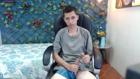 LucassSmith11 online show from April 2026 07:04:02 PM