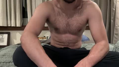 lucca_d123 online show from April 2026 06:44:01 AM