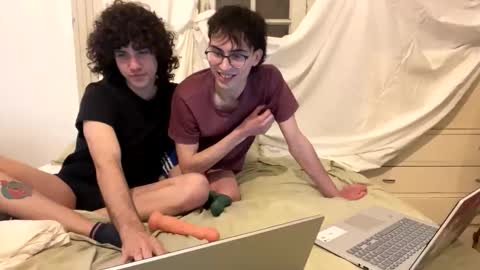 lucca online show from September 2025 02:15:02 AM