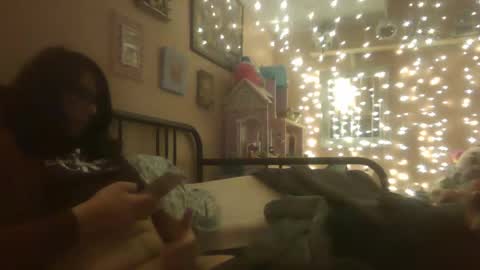 Snapshot of luceatiel chatting on April 2026 04:43:02 AM Luceatiel Queen of Spades online show from April 2026 04:43:02 AM