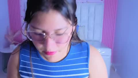 Lucero  online show from April 2026 03:42:02 AM