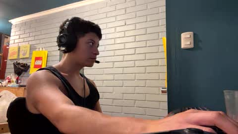Snapshot of luchosaando chatting on January 2025 12:39:02 AM Felipe online show from January 2025 12:39:02 AM