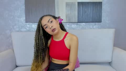 Snapshot of lucia_janne chatting on June 2026 08:35:01 PM Lucla online show from June 2026 08:35:01 PM