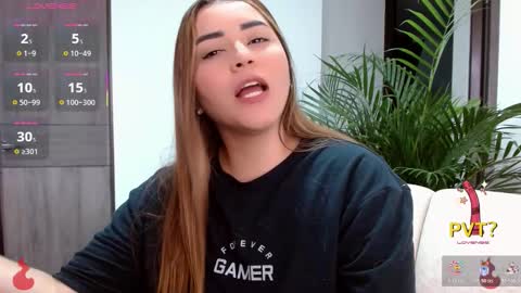 Snapshot of lucia_star_ chatting on November 2025 07:12:02 PM lucia star online show from November 2025 07:12:02 PM