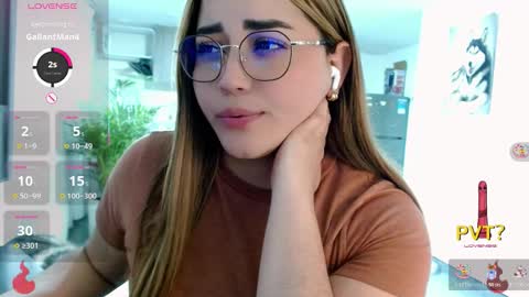 Snapshot of lucia_star_ chatting on November 2025 02:23:01 AM lucia star online show from November 2025 02:23:01 AM