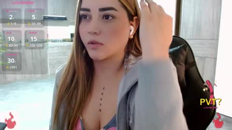 Snapshot of lucia_star_ chatting on December 2025 11:54:01 PM lucia star online show from December 2025 11:54:01 PM