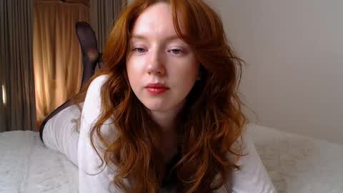 Lucia online show from February 2025 05:18:02 PM
