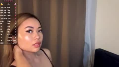 Kira online show from March 2026 11:17:02 AM