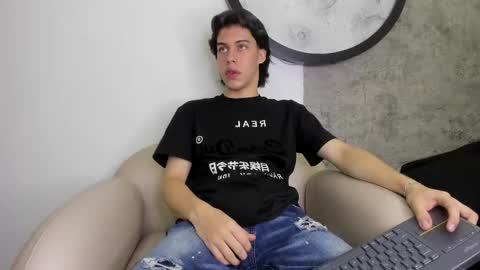 lucian_greyy online show from October 2025 03:48:01 AM