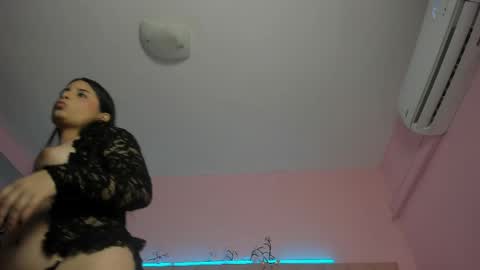 lucianablake online show from April 2026 04:30:01 AM