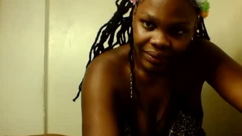 luciaresa online show from August 2026 04:04:02 AM