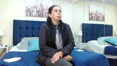 luciastehlik online show from April 2026 08:31:01 PM