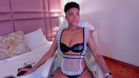  lucia wallace  online show from March 2025 03:19:01 AM