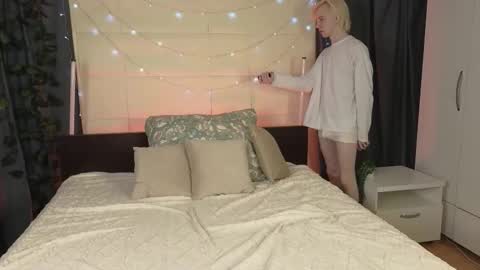 Angelok online show from January 2026 07:13:01 AM