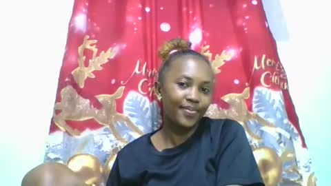 lucie196645 online show from May 2026 07:33:01 PM