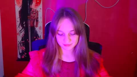 Snapshot of lucieamour_ chatting on November 2025 10:55:02 PM Lucie online show from November 2025 10:55:02 PM