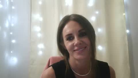 LucieMack online show from October 2025 06:37:01 PM