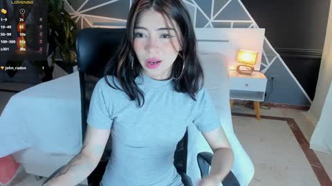 Snapshot of lucifer_dauhgter chatting on December 2024 12:33:02 PM Lucy online show from December 2024 12:33:02 PM