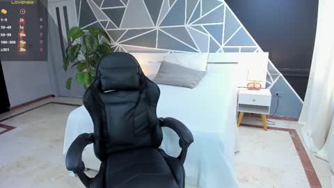 Snapshot of lucifer_dauhgter chatting on February 2025 02:12:01 PM Lucy online show from February 2025 02:12:01 PM