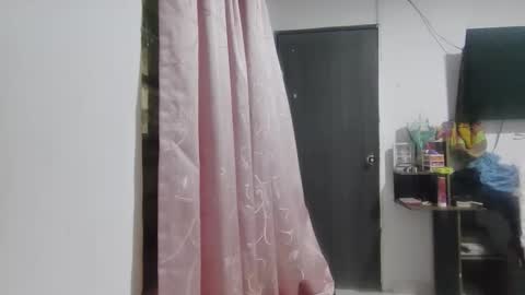 Snapshot of lucifferr_ chatting on May 2026 07:41:02 PM leonel online show from May 2026 07:41:02 PM