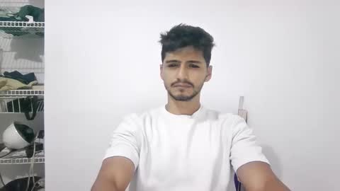 Snapshot of lucifferr_ chatting on May 2026 08:05:02 PM leonel online show from May 2026 08:05:02 PM