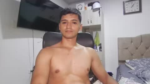 Snapshot of lucifferr_ chatting on June 2026 04:32:02 AM leonel online show from June 2026 04:32:02 AM
