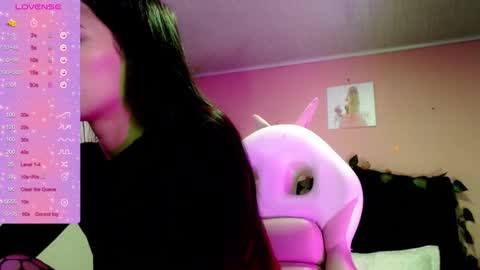 Snapshot of lucii_19 chatting on October 2025 05:00:01 PM Lucia online show from October 2025 05:00:01 PM