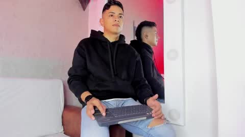 Leo online show from February 2025 11:44:02 AM