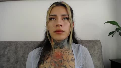 luciiana online show from April 2026 03:07:01 PM