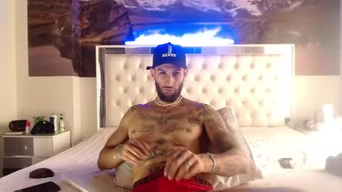 luciifer_hills online show from December 2024 03:15:01 PM