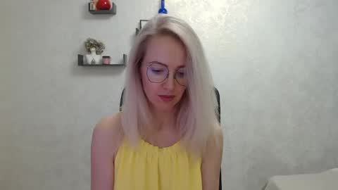 Arina online show from March 2025 03:51:02 PM