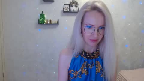 Snapshot of luckcristal chatting on March 2026 03:55:02 PM Arina online show from March 2026 03:55:02 PM