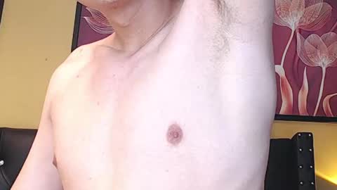 Snapshot of luckk_ chatting on April 2026 04:48:01 AM luckk_ online show from April 2026 04:48:01 AM