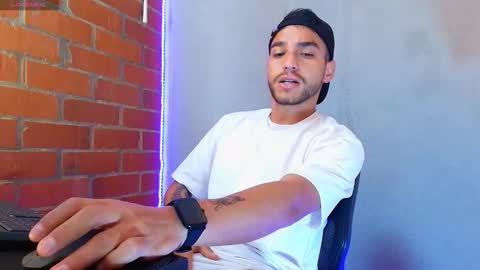 lucky_blessed online show from October 2025 03:12:01 PM