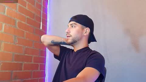 lucky_blessed online show from November 2025 04:07:01 PM