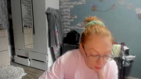 Snapshot of lucky_licky20 chatting on October 2025 01:14:02 AM lucky_licky20 online show from October 2025 01:14:02 AM