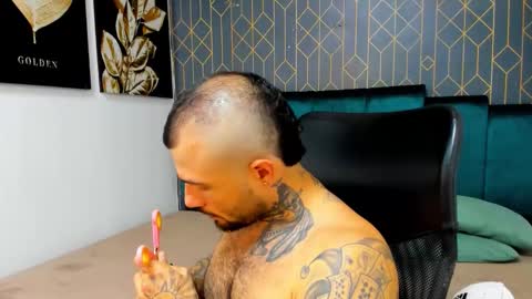 lucky_smith1 online show from December 2025 09:52:02 PM