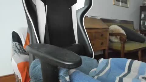 Snapshot of luckydrakex chatting on February 2026 04:43:01 PM Lucky online show from February 2026 04:43:01 PM