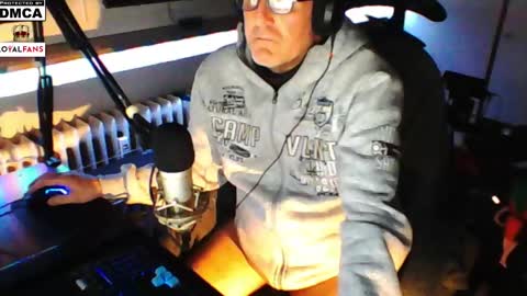        call me  Stefan online show from December 2024 12:16:01 AM