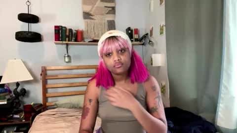 luckylaci777 online show from November 2025 05:45:01 PM