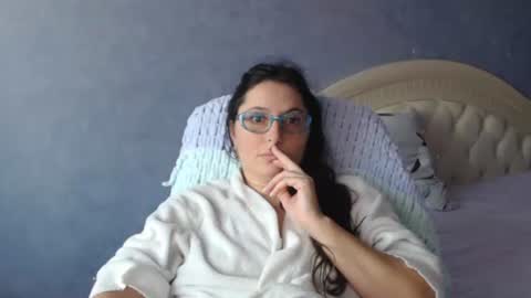 luckylinda23 online show from November 2025 09:21:01 AM