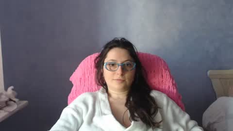 luckylinda23 online show from February 2026 11:31:01 AM