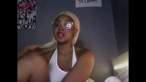 Snapshot of luckytonightx chatting on February 2026 04:44:01 AM luckytonightx online show from February 2026 04:44:01 AM