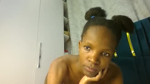 brielle online show from December 2025 07:00:01 PM