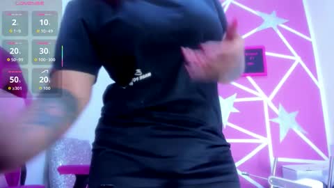 lucy_beatifull online show from December 2025 09:51:02 AM