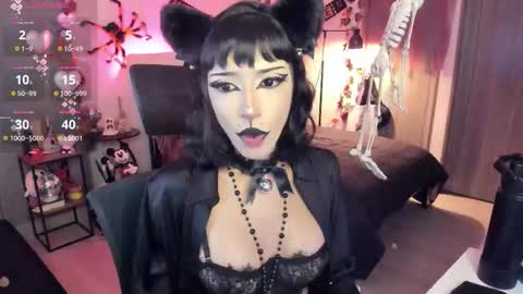lucyfer online show from October 2025 05:04:02 AM