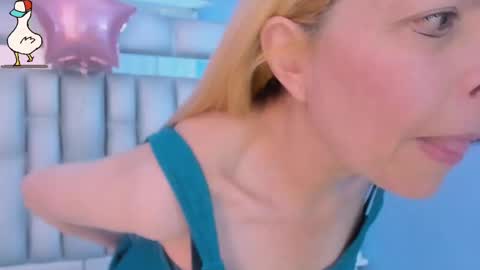  SleepyAbuela online show from November 2025 02:28:01 PM