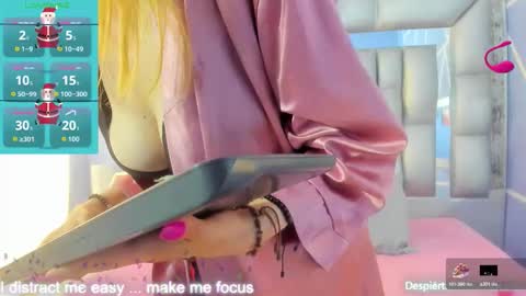  SleepyAbuela online show from December 2025 02:34:01 PM