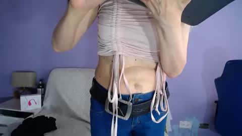  SleepyAbuela online show from April 2026 01:38:01 PM