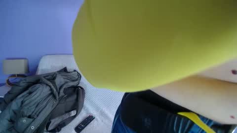  SleepyAbuela online show from April 2026 01:03:01 PM